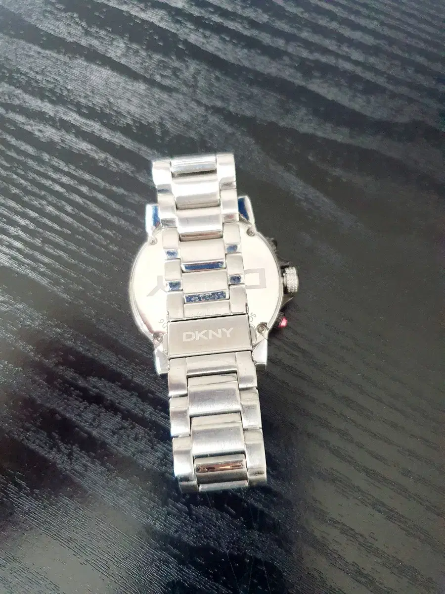 DKNY 43mm 시계